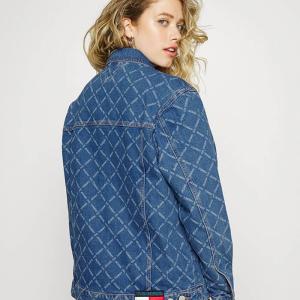 Purab Enormous Miranda Bottle